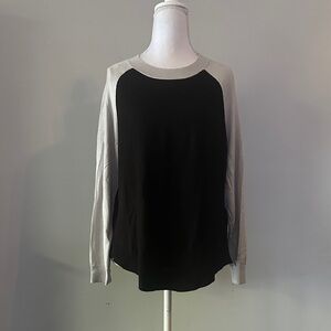 Elegant Black and Gray Women's Sweatshirt